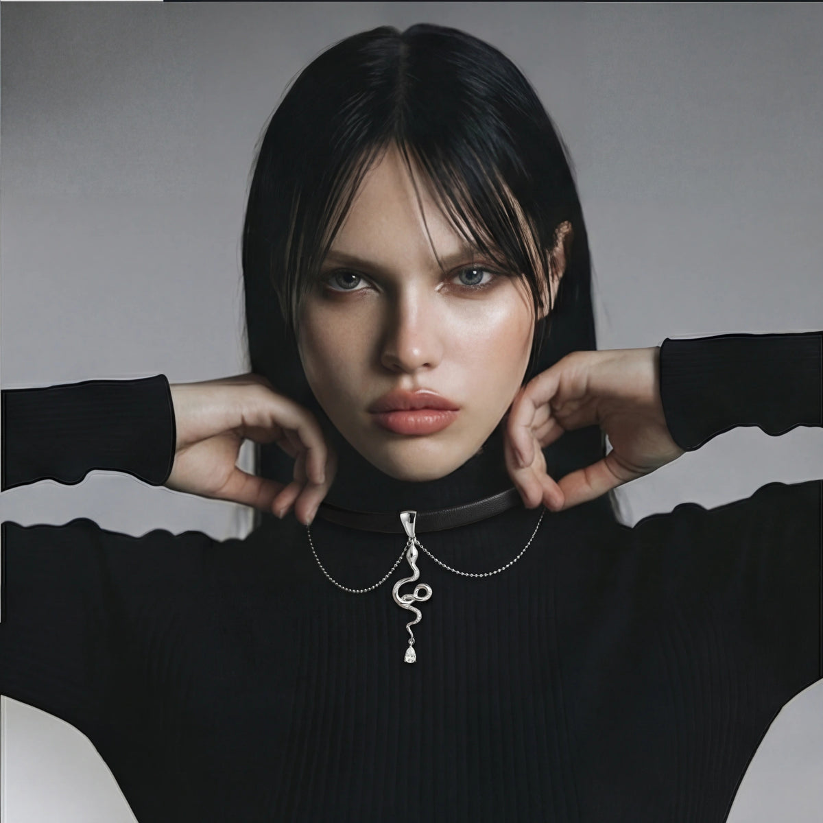 SERPENT POWER CHOKER | AMIRA