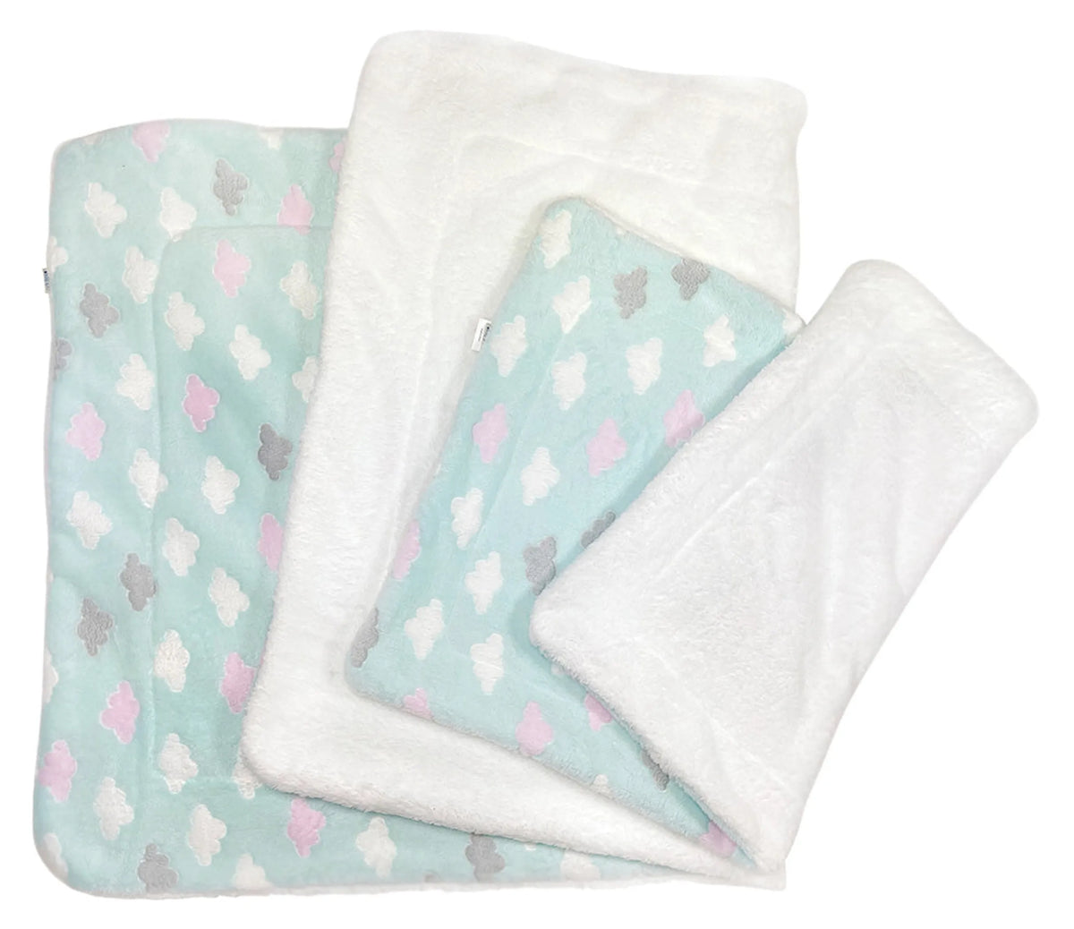 FLUFFY CLOUDS ULTRA PLUSH BLANKET
